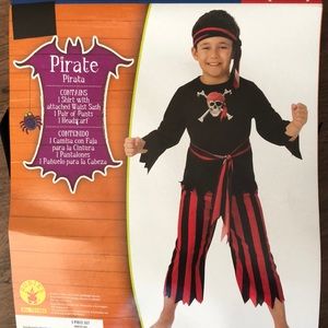 Boys pirate Disney Cruise costume small 4-6 Toddler Halloween